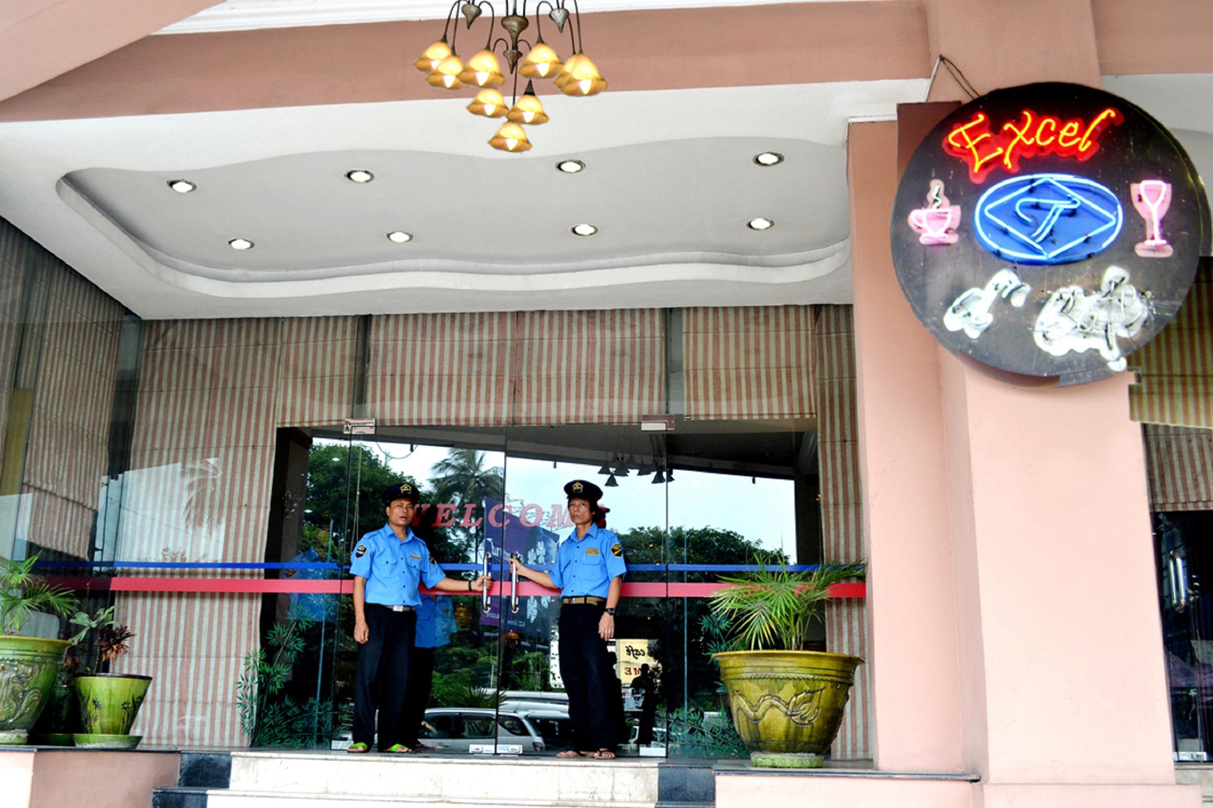 Excel Treasure Hotel Rangum Exterior foto