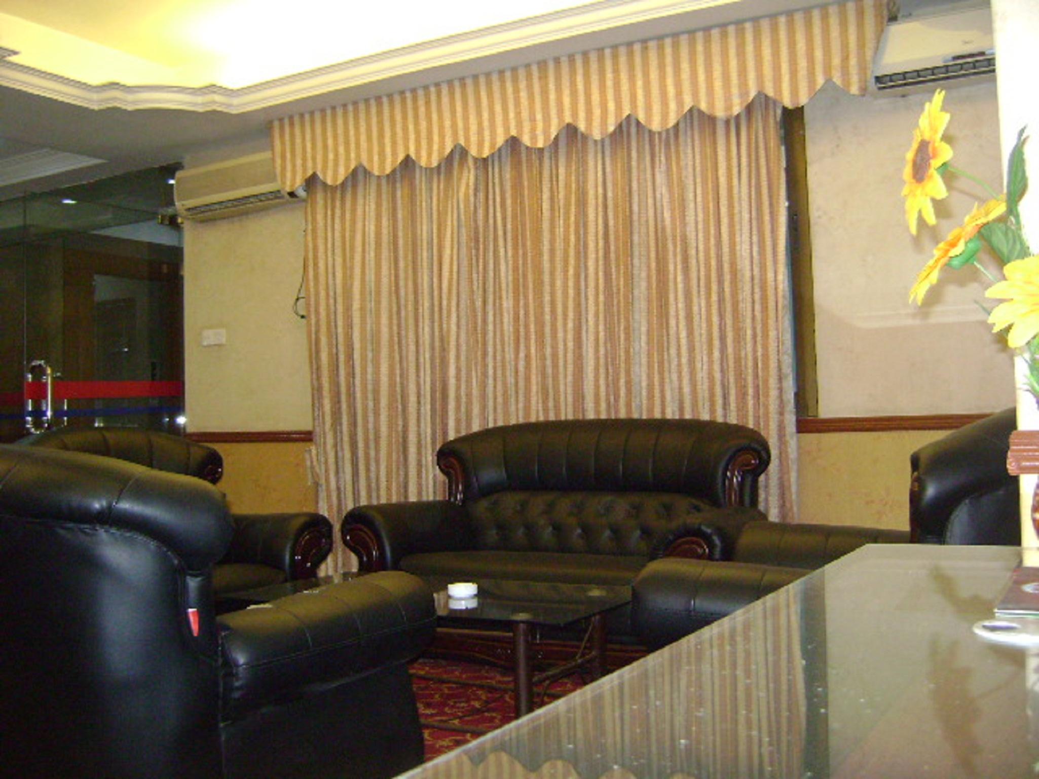 Excel Treasure Hotel Rangum Exterior foto