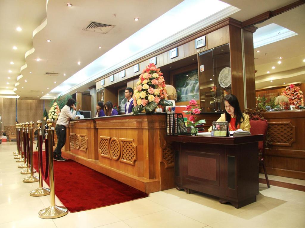 Excel Treasure Hotel Rangum Exterior foto