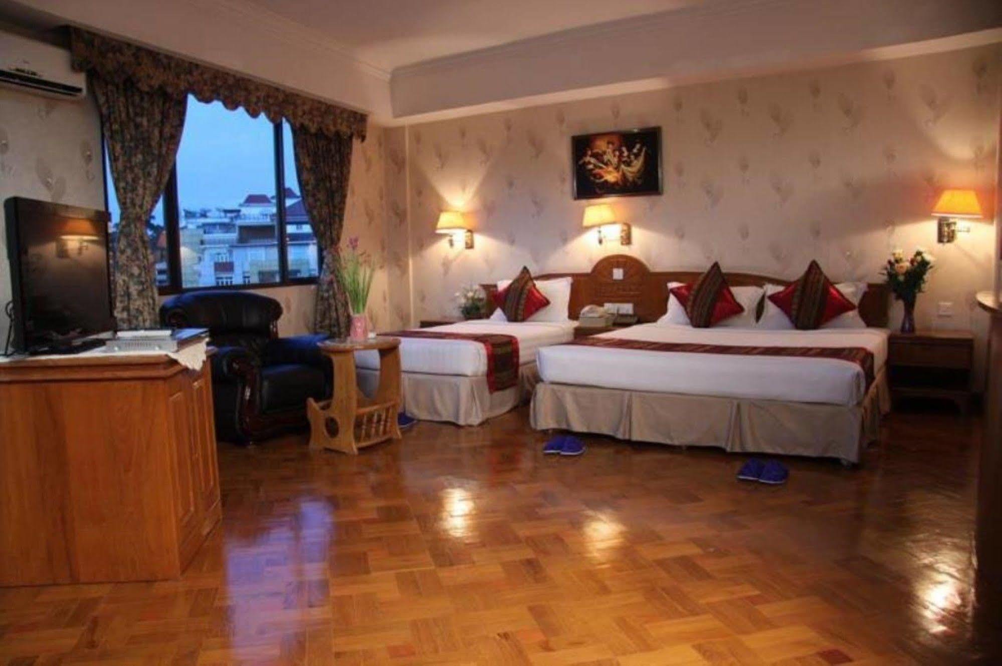 Excel Treasure Hotel Rangum Exterior foto